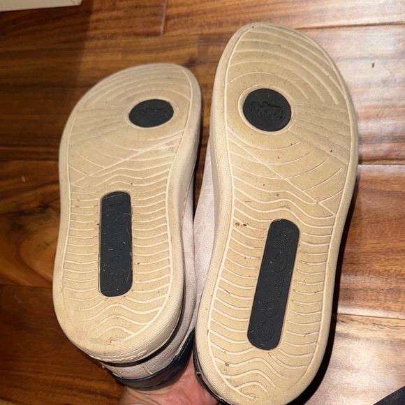 COACH Low-Top Monogram Logo Sneakers - Picture 5 of 5